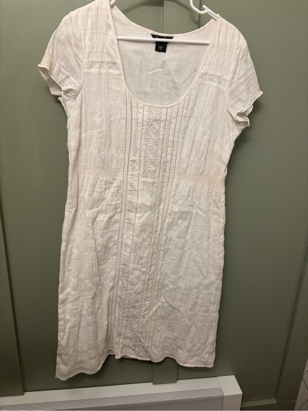 Eddie Bauer White Scoop Neck Dress